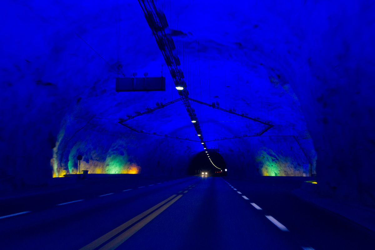 Der Lærdalstunnel in Norwegen ist mit 24,51 km der längste Straßentunnel der Welt.